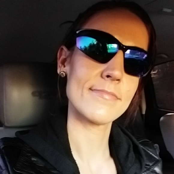 Meet your Posher, Rachel - Picture 10 of 16